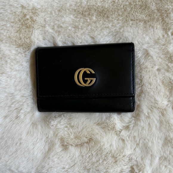 Gucci Accessories - Gucci Leather Key Holder